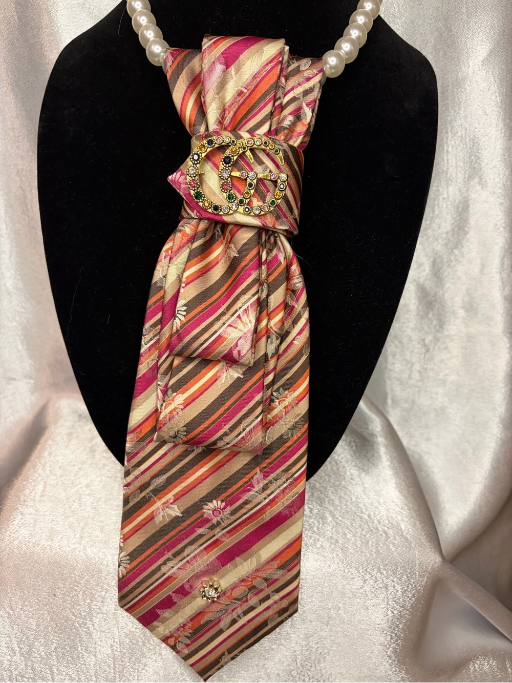 Women’s tie Multicolor Striped Silk with Decorative Brooch